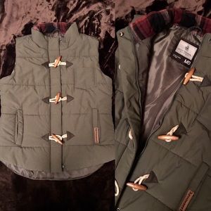 Legendary Whitetails Women’s Vest